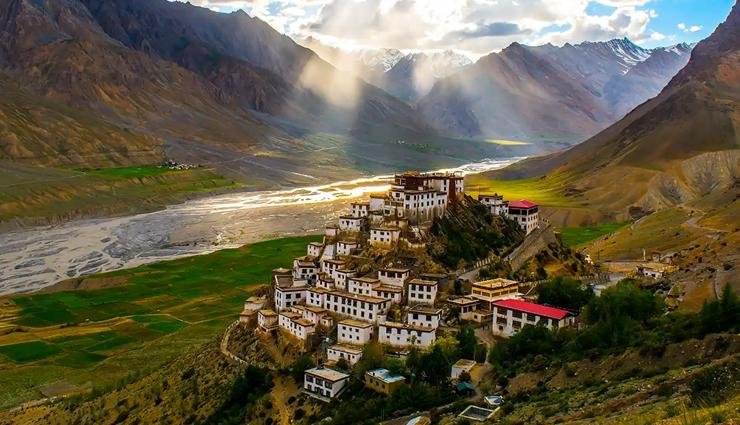 Spiti Valley Tour with Chandratal Package